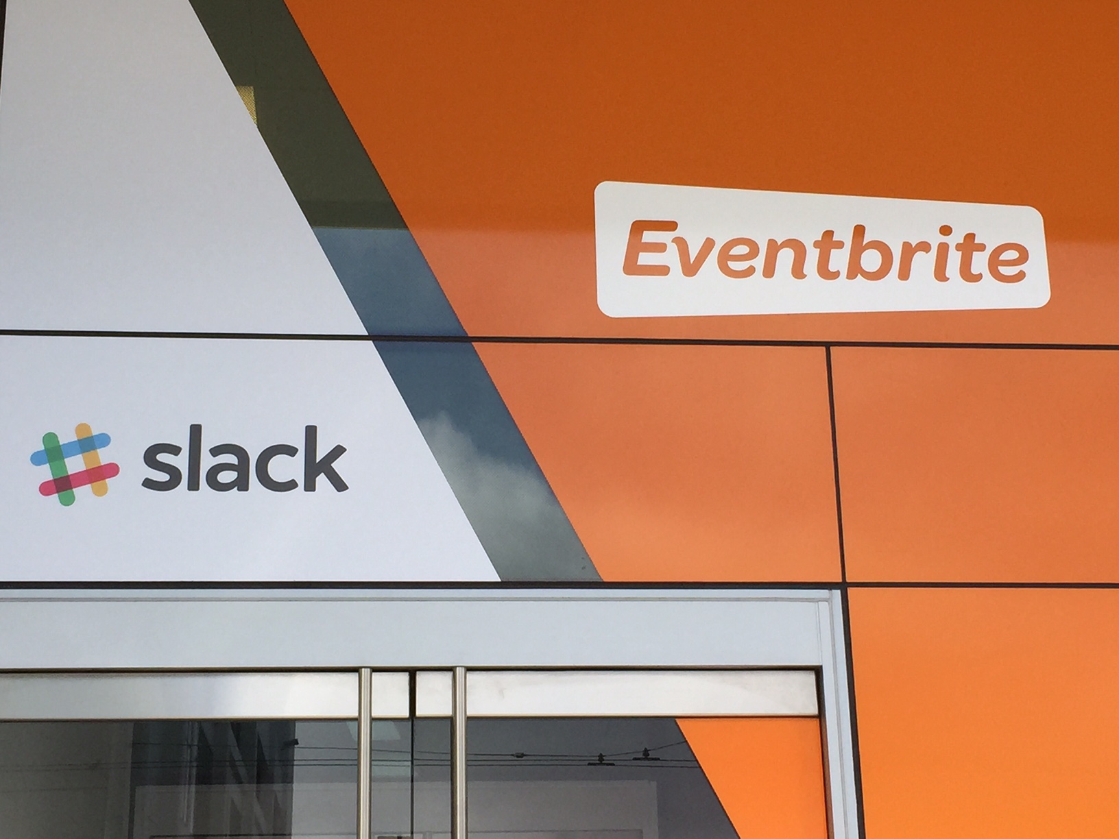 Eingang zum Slack-HQ in San Francisco